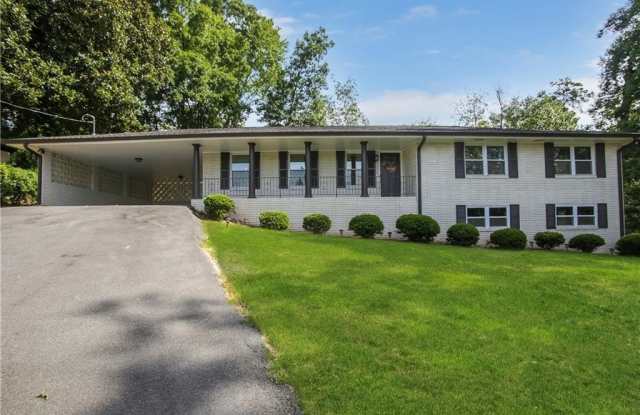 3116 Druid Hills Road photos photos