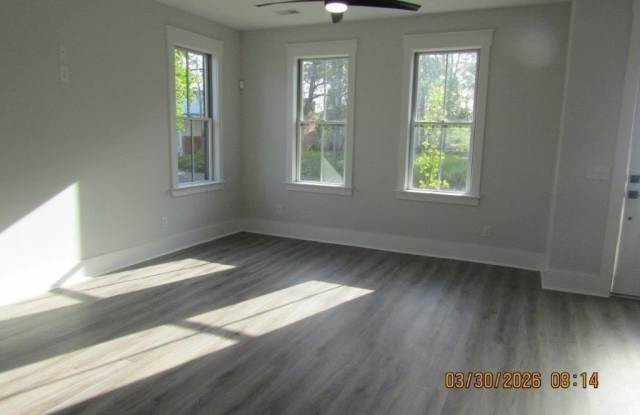 315 Railroad Avenue Gallery 4