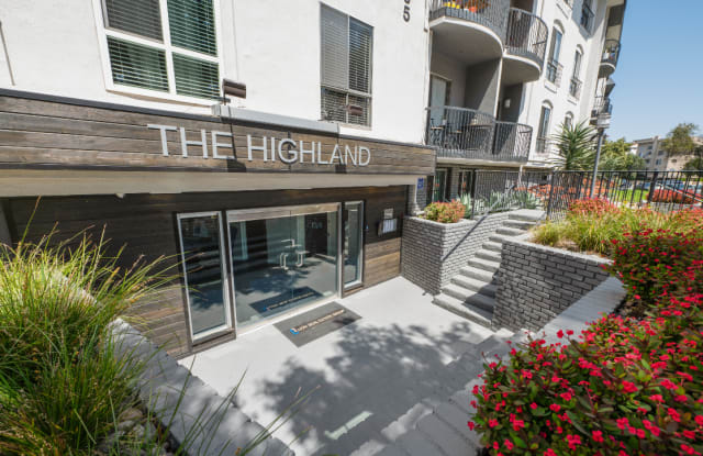 The Highland at Sherman Oaks Gallery 2
