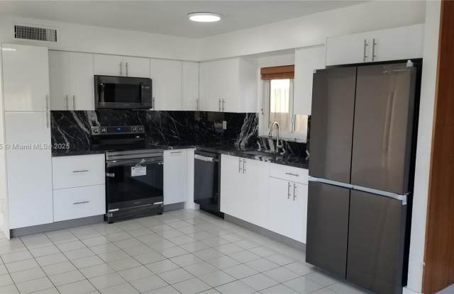 20415 Highland Lakes Blvd photos photos