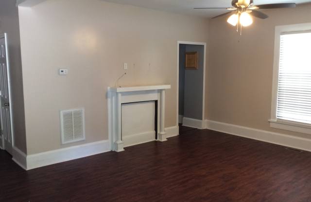 2401 Rozzelles Ferry Road Gallery 3