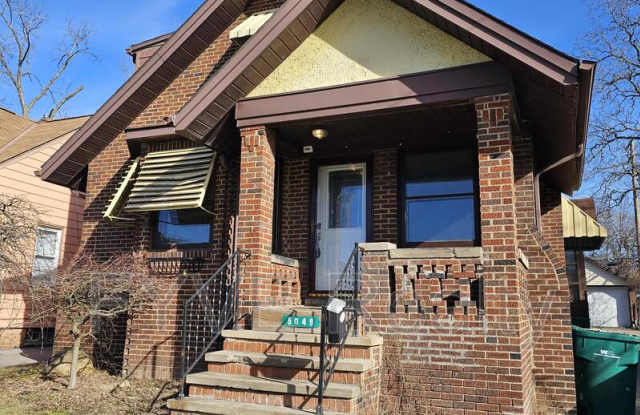 5049 Thomas St - 5049 Thomas Street, Maple Heights, OH 44137