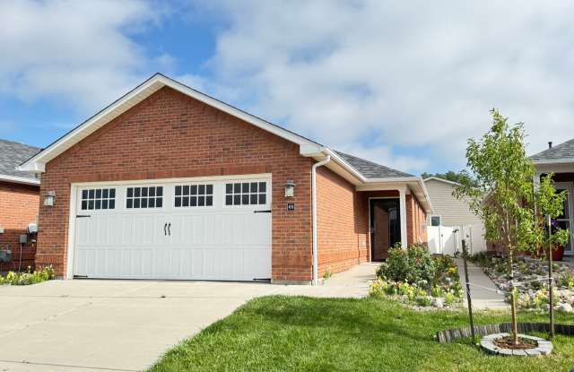 4 BEDROOM, 3 BATHROOM TWINHOME WITH 2 CAR ATTACHED GARAGE IN NORTH CHEYENNE photos photos