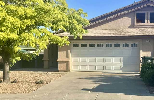 936 Astor Ave photos photos