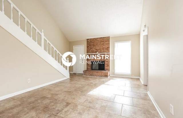 305 Short Court Gallery 2