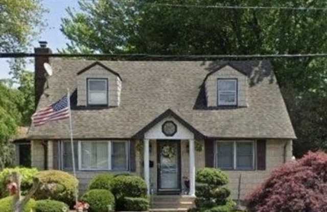 519 Fowler Avenue unit: 1St Floor photos photos