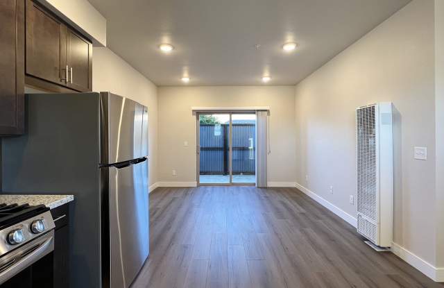 3053 Smith Ln Gallery 2