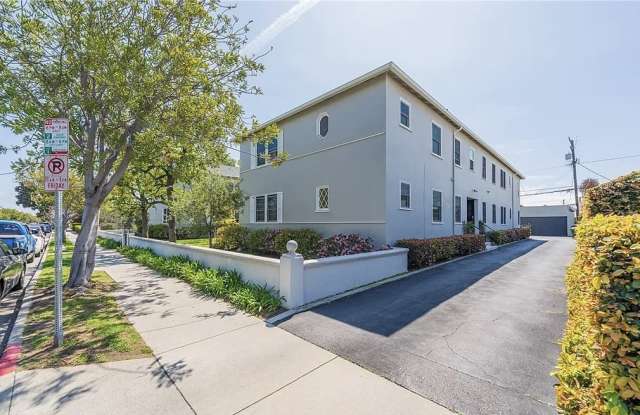 2254 29th St photos photos