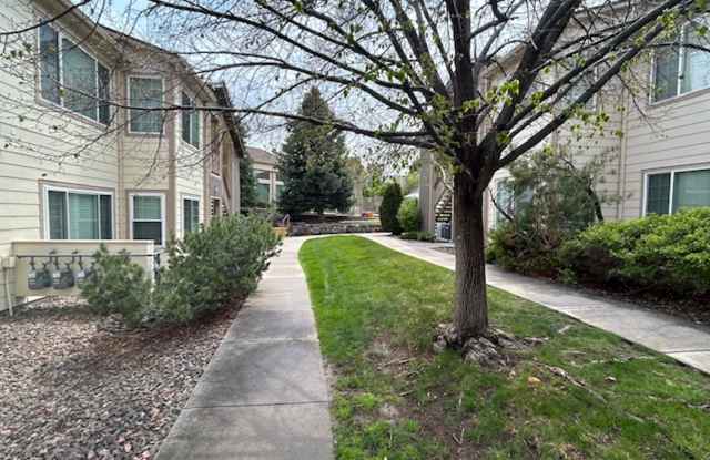 Great Littleton Condominium with Garage photos photos