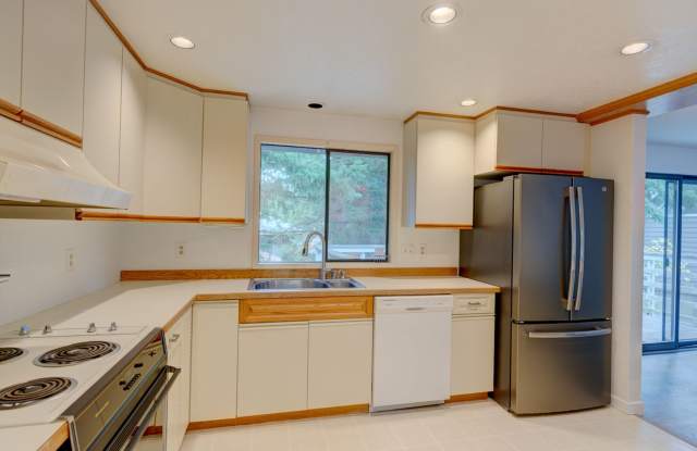 3 Bed 3 Bath Home Gallery 3