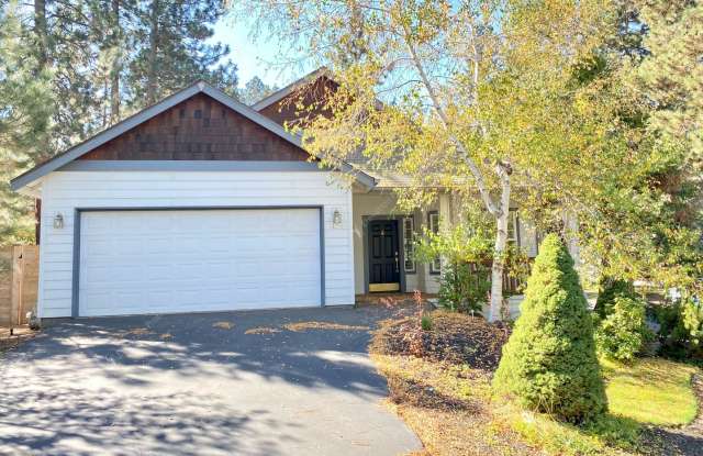Beautiful, updated 3 BR on westside close to tons of recreation! photos photos
