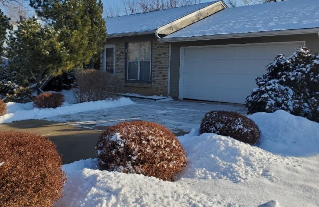 431 Thrasher St - 431 Thrasher Street, Fort Collins, CO 80526
