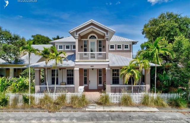 421 SW California Avenue - 421 Southwest California Avenue, Stuart, FL 34994