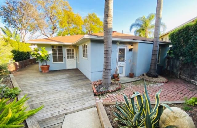 8102 Norton Avenue - 8102 Norton Avenue, West Hollywood, CA 90046