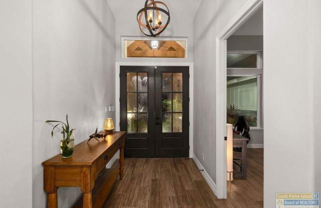 124 Torrey Pines Dr. Gallery 4