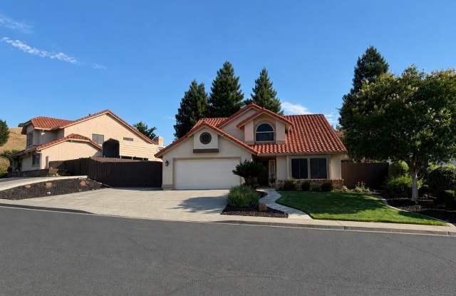 Panoramic Views of the Breathtaking Hills in this Browns Valley Beauty photos photos