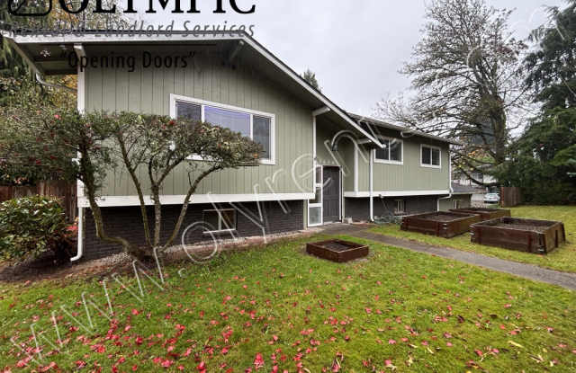 1628 22nd Ave SE - 1628 22nd Avenue Southeast, Olympia, WA 98501