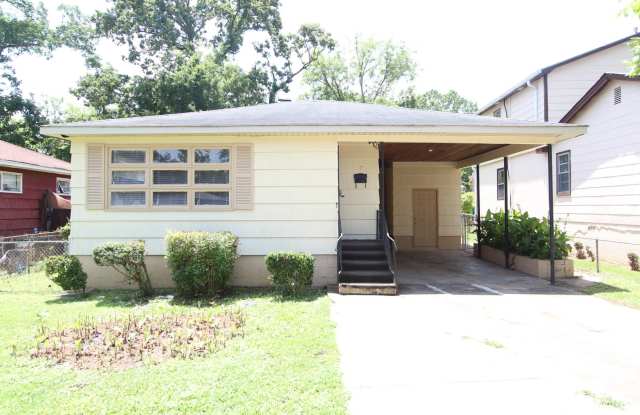 New On The Market! What a GREAT HOUSE!! Better Hurry To See This One!! photos photos