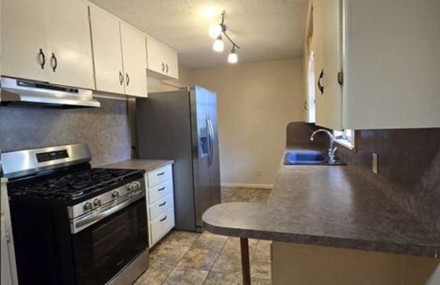 1303 Sunset Dr Gallery 4