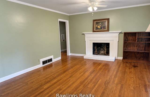 1119 Maple Drive Gallery 2
