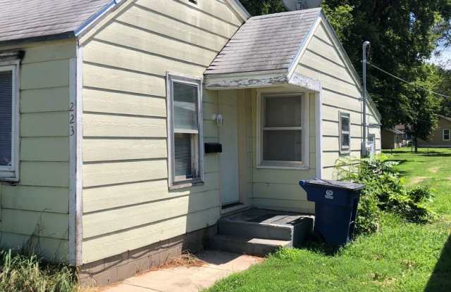 $595 - 1 bed 1 bath - Single Family Home photos photos