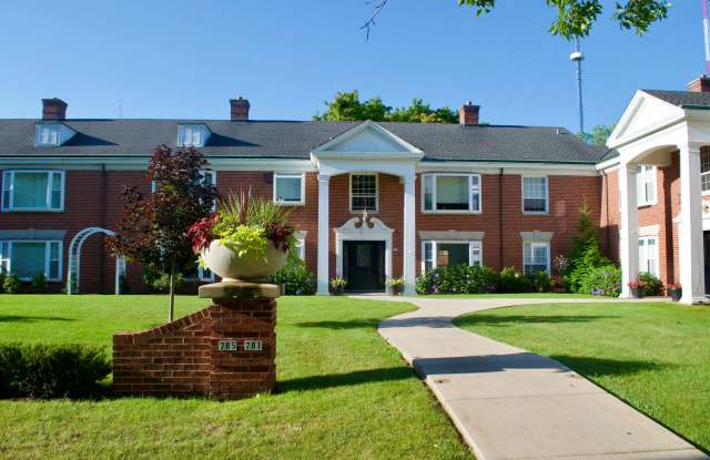 Colonial Court Apartments photos photos