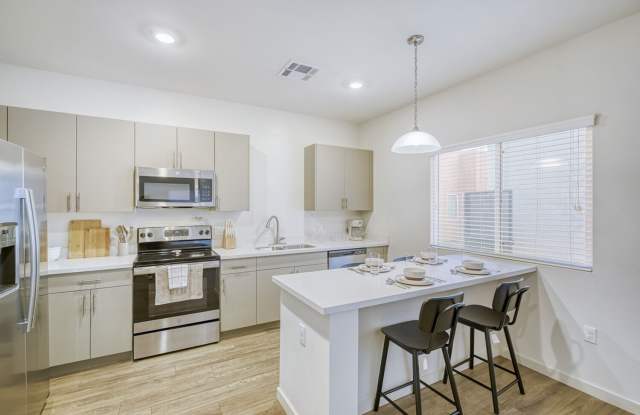 Brioso at the Bridges photos photos