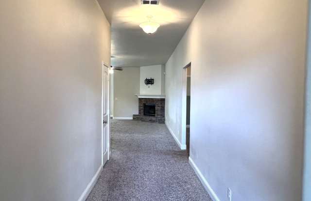 **BEAUTIFUL BELL FARMS HOME** Gallery 4
