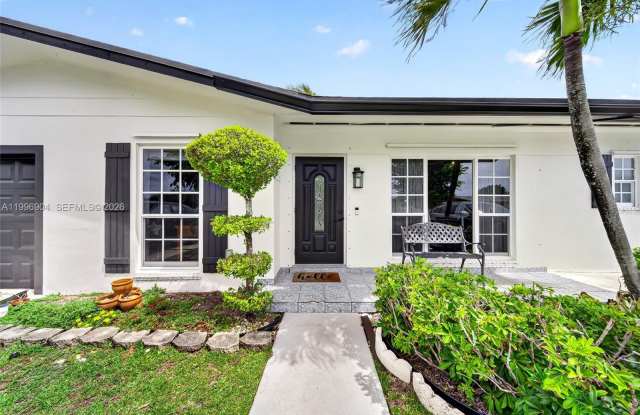 10741 SW 153rd St photos photos