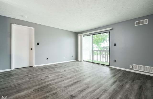 4351 Village Parkway Circle W Gallery 4