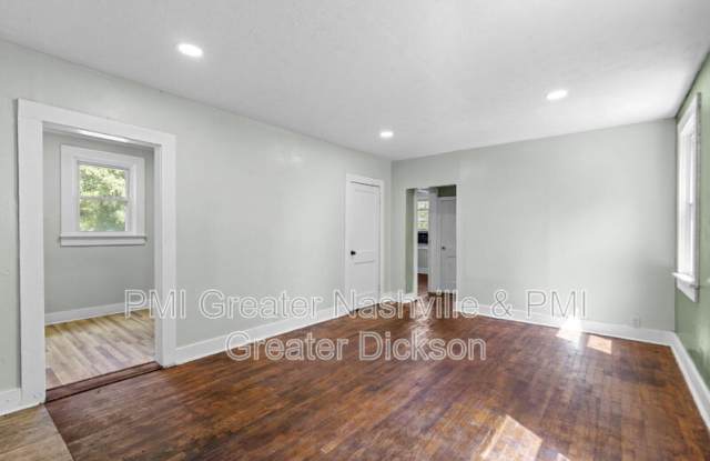 212 1/2 West End Ave Gallery 3