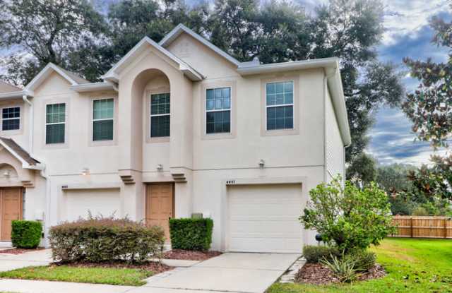 4441 Ashburn Square Drive Gallery 1