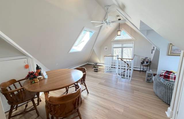 72 College Ave photos photos