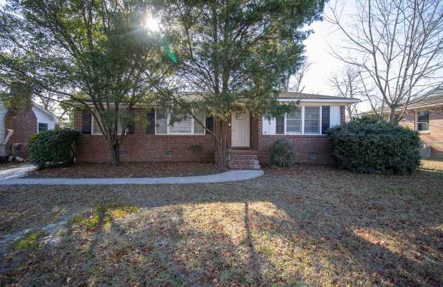 Charming 3-Bedroom Brick Home in Cayce photos photos