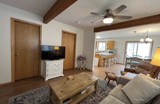 115 Pioneer Lane - 1 Gallery 2