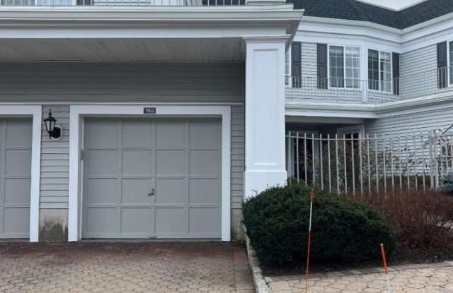 193 Riveredge Dr Gallery 2