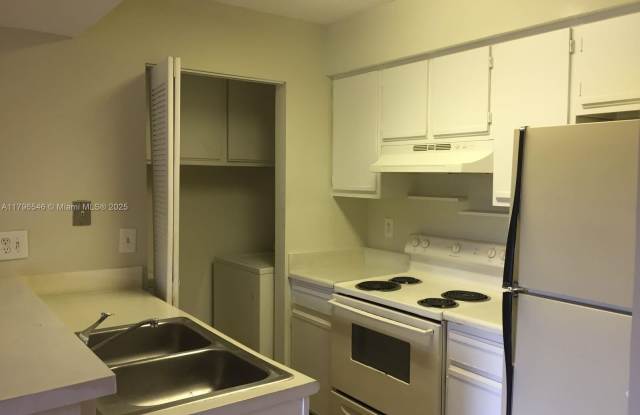 1225 SW 46th Ave photos photos 1225 SW 46th Ave photos photos