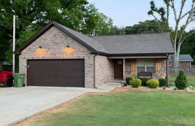 Home for rent in Tuscumbia! COMING SOON! Gallery 1