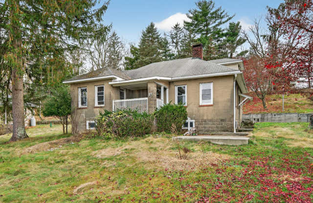 20 Evergreen Ln - 20 Evergreen Lane, Sullivan County, NY 12721