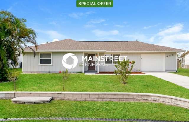 620 Southeast Picasso Avenue - 620 Southeast Picasso Avenue, Port St. Lucie, FL 34983 620 Southeast Picasso Avenue - 620 Southeast Picasso Avenue, Port St. Lucie, FL 34983