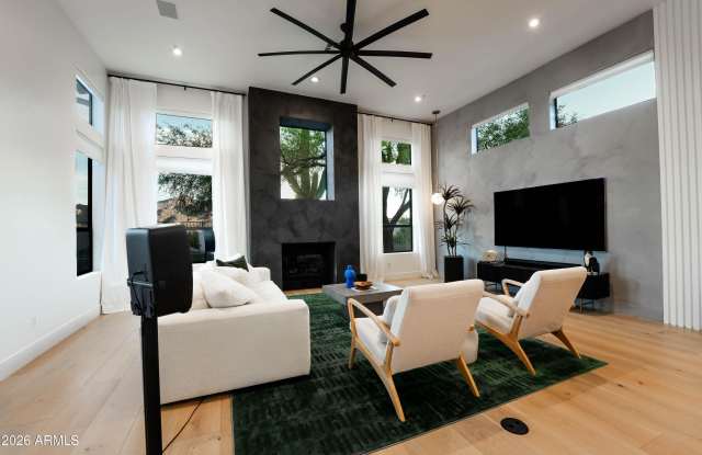 11529 E DESERT HOLLY Drive Gallery 4
