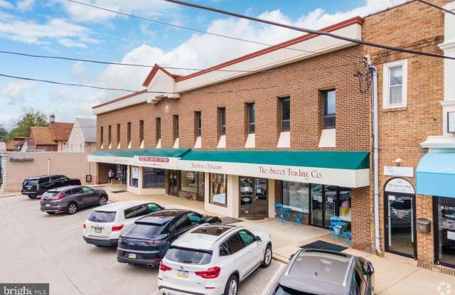 711 MONTGOMERY Avenue unit: Suite 4, 2Nd Floor - 711 Montgomery Avenue, Montgomery County, PA 19072