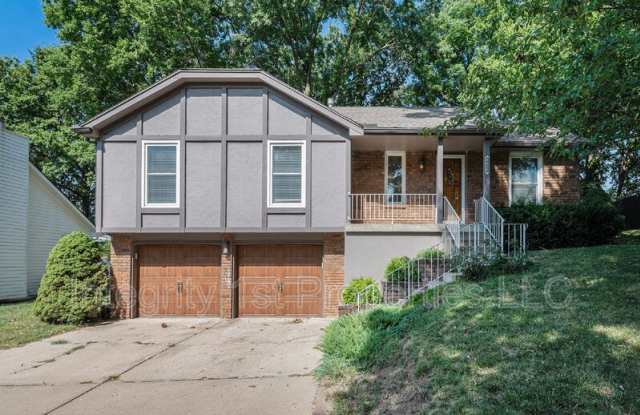 6410 NW Hilldale Dr photos photos