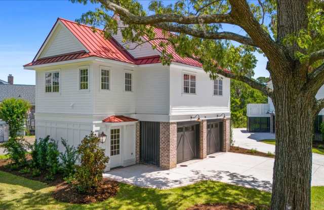 Newly Built Private Studio Home in West Ashley Gallery 1
