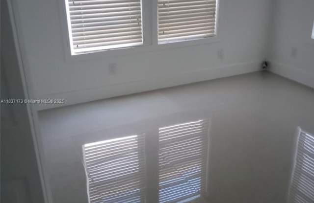 249 E 3rd photos photos