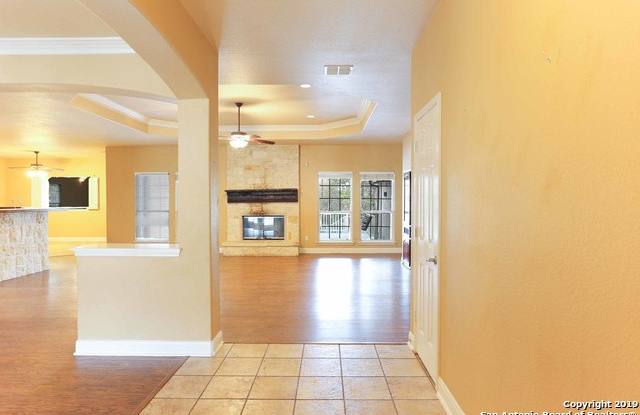 807 MISTY WATER LN Gallery 3