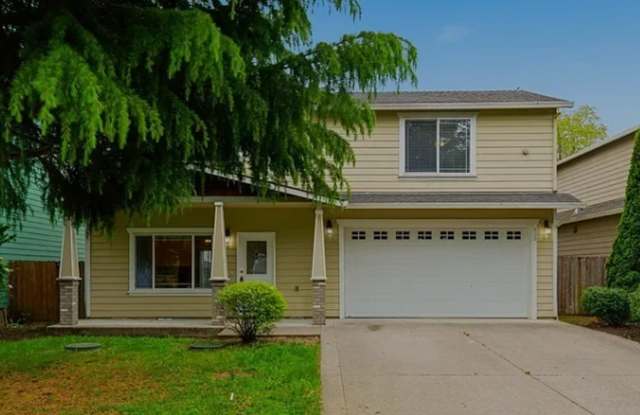 Camas 4 Bedroom Home with Central AC, Fireplace & Fenced Yard Near Downtown! photos photos