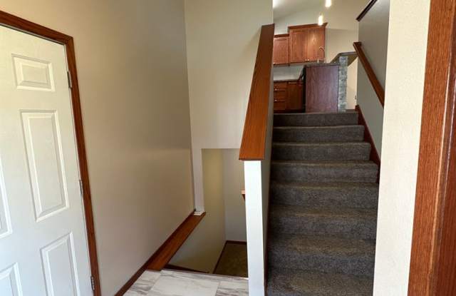 4 Bedroom Townhome! Gallery 4