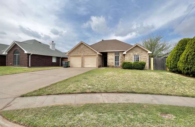 5215 Northview Drive Gallery 2