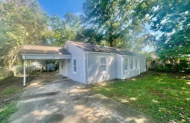 Adorable 3 bedroom 1 bath home with a small carport . Located in Rock Hill Gallery 3